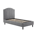 **Technische titel in het Nederlands: Moderne Eenpersoonsbed met Houten Lattenbodem en Gestepte Rugleuning**